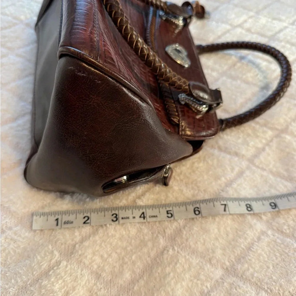 Brown leather satchel unbranded with Silvertone Hardware gives Brighton  vibes - Picture 8 of 10